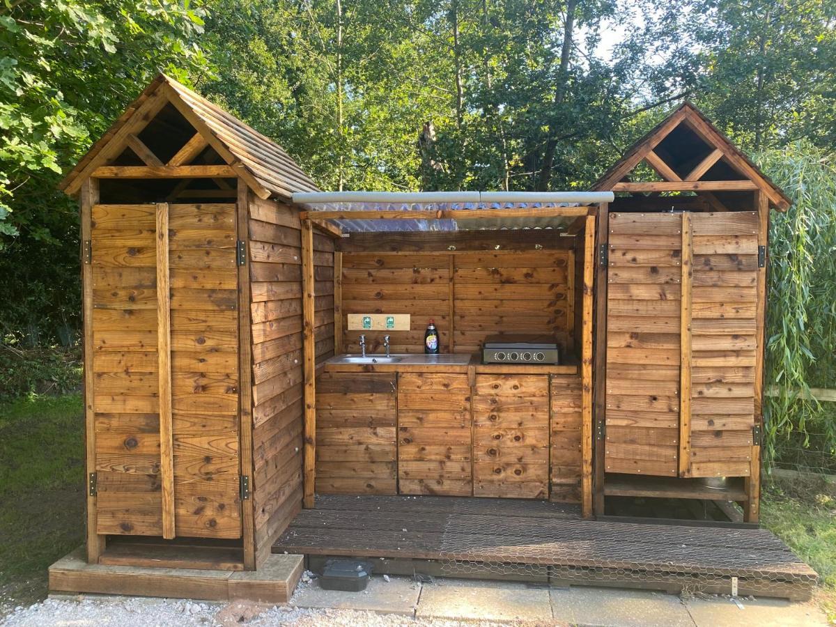 Kingfisher Cabin - Wild Escapes Wrenbury Off Grid Glamping - Ages 12 And Over Baddiley Eksteriør bilde