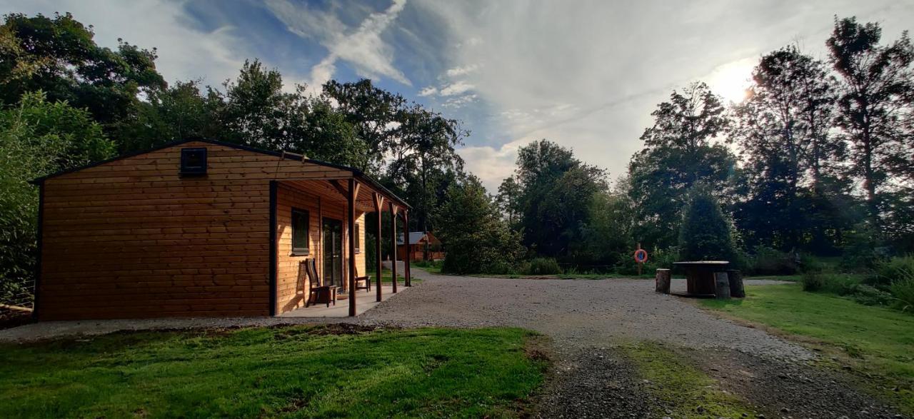 Kingfisher Cabin - Wild Escapes Wrenbury Off Grid Glamping - Ages 12 And Over Baddiley Eksteriør bilde